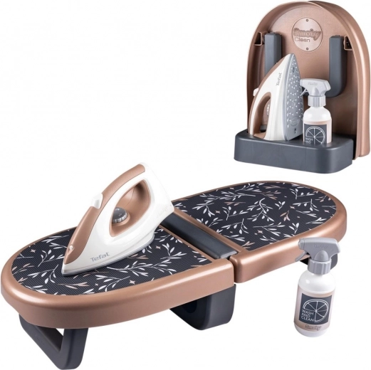 Asse da stiro pieghevole per spazi ridotti