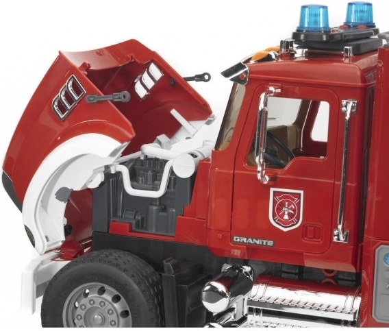 Parti apribili e motore dettagliato