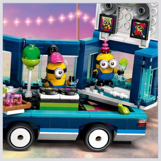 Autobus festaiolo dei Minion