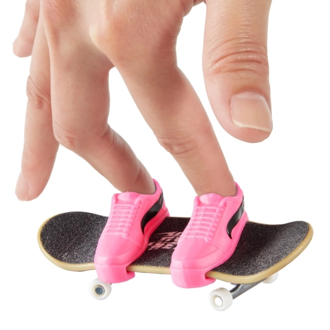 Fingerboard con scarpe di Hot Wheels