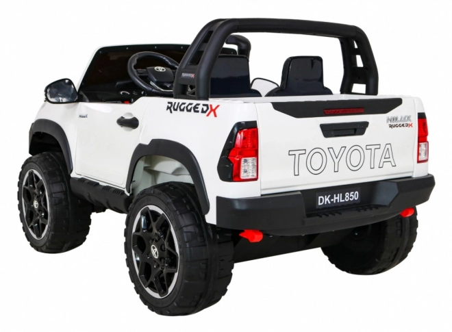 Veicolo Toyota Hilux Bianco