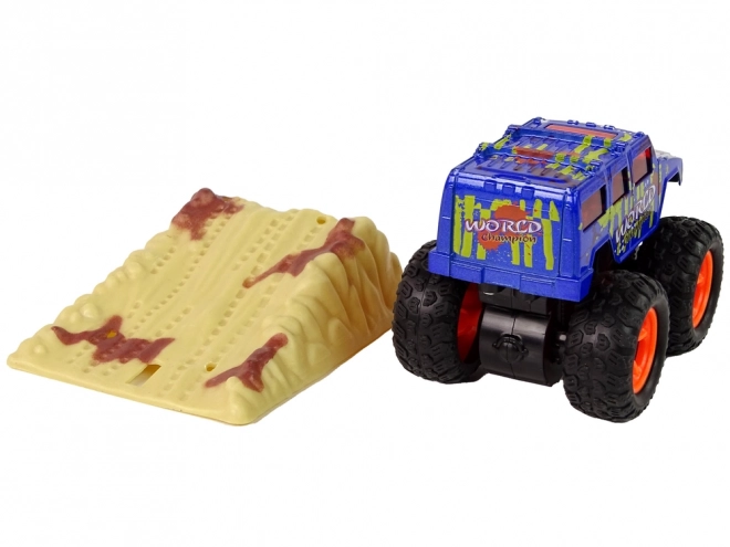 Macchina giocattolo Monster Truck con gomme in gomma e rampa