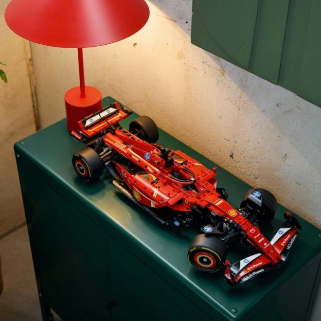 LEGO Technic Ferrari SF-24 F1 per adulti