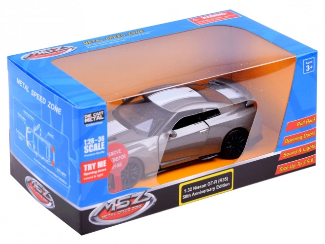 Auto in metallo Nissan GT-R 1:32 con porte apribili