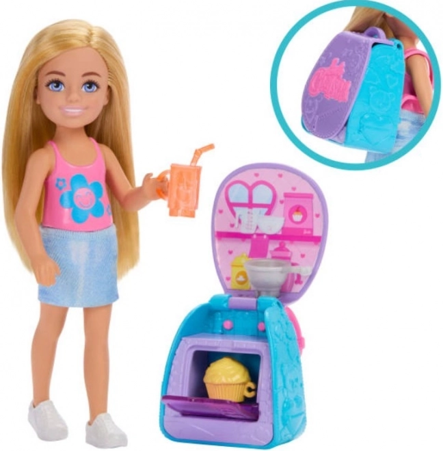 Bambola Barbie Chelsea con zaino e gattino
