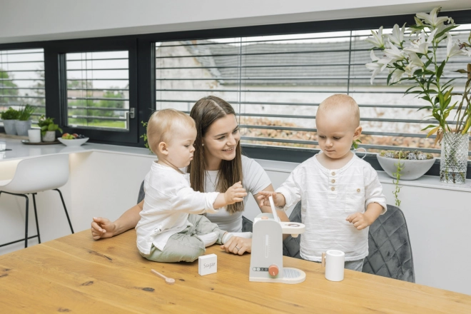 Caffettiera in legno per bambini