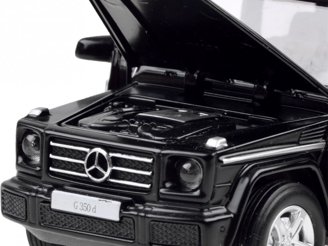 Auto sportivo Mercedes-Benz G350d in scala 1:32