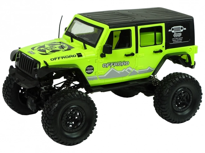 Auto fuoristrada Rock Crawler con sospensioni verdi 4x4