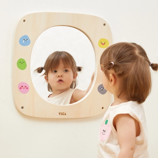 Emoticon giocose per imparare le emozioni