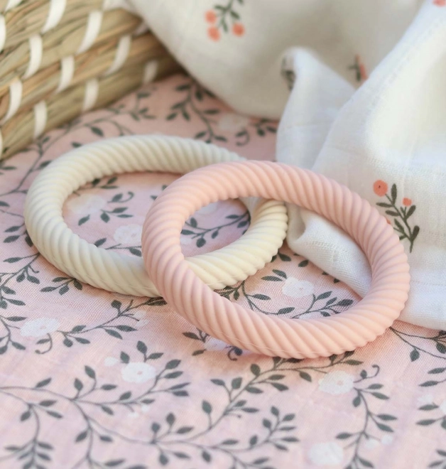 A Little Lovely Company Dentizione in silicone con foglie 2 pezzi – Fragole con panna