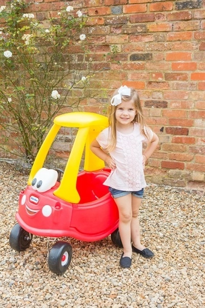 Auto Coupé Cozy di Little Tikes