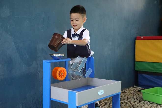 Tavolo Acqua e Sabbia Gioco Educativo 2 in 1