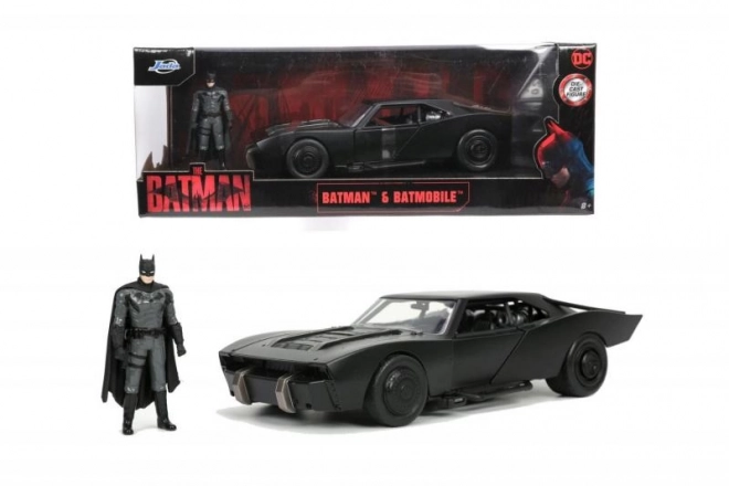 Modello di Batmobile 1:24 con Figura di Batman