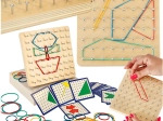 Geoboard in legno – geopiano educativo con elastici colorati e carte modello