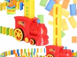 Treno interattivo che dispone le tessere del domino – 80 pezzi