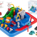 Parco interattivo con pista a ostacoli per auto con 4 veicoli e elicottero 24 × 24 cm