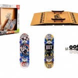 Set di skateboard da dito con rampa e attrezzi, 2 pezzi