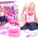 adorabile bambola con trecce, zainetto rosa e occhiali