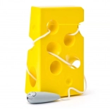 Labirinto infilabile di formaggio con topolino