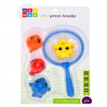 Cattura di pesciolini in acqua