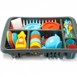 Set di stoviglie per piccole casalinghe con scolapiatti