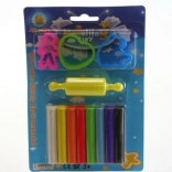 Pasta modellabile e strumenti