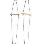 Altalena in legno a forma di skateboard per bambini