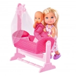 Bambola Evi Love con bebè e culla