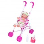 Bambino con passeggino e accessori